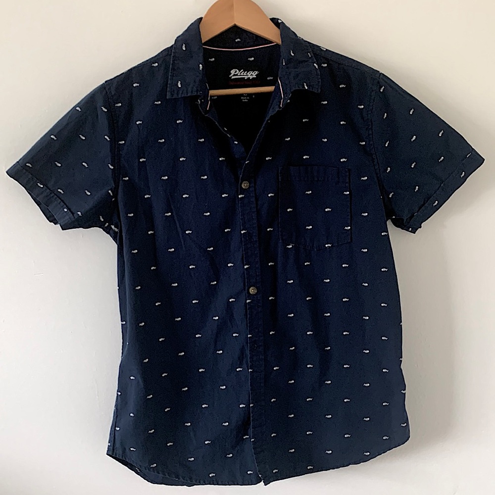 Plugg Short Sleeve Button Up Shirt Fishbone Pattern Shades Blue & White L